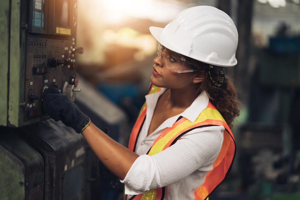 women construction workers